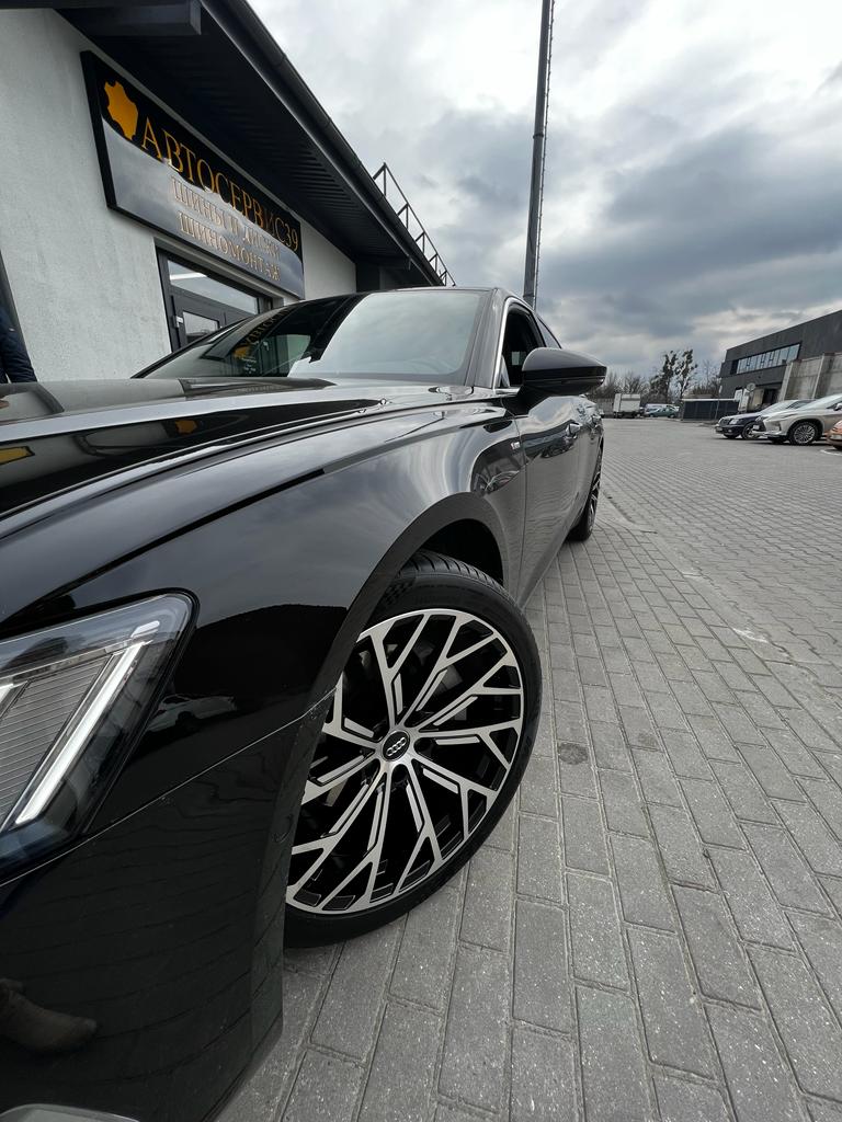 AUDI 1006 5X112 9J R20 ET30 66.5