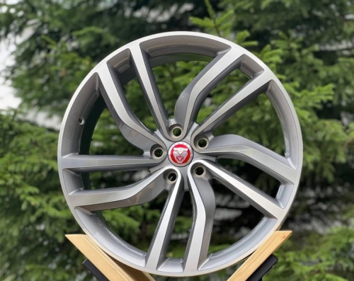 JAGUAR 2901 5X108 8.5J R20 ET40 63.4