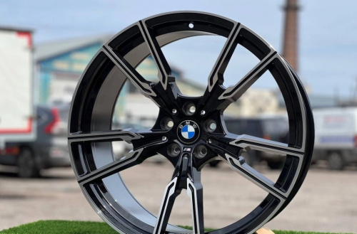 BMW 747M 5X112 9.5J,10.5J R21 ET35,40 66.6 (разноширокий комплект)