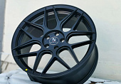 MATTE BLACK