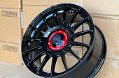 GLOSS BLACK