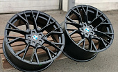GLOSS BLACK